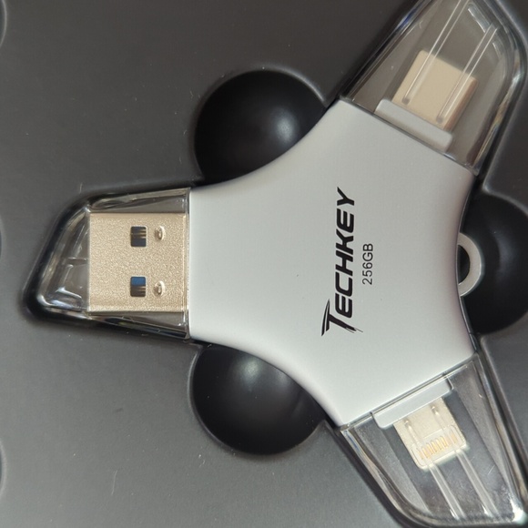 Techkey 3.0 256GB 3-in-1 Flash Drive - Picture 3 of 3